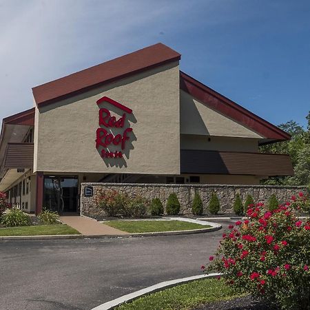 Red Roof Inn Cincinnati East - Beechmont Cherry Grove Exterior photo